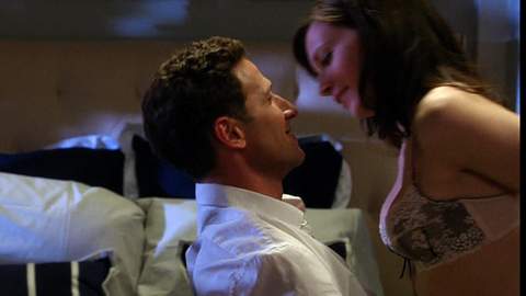 Pic: Jill Flint in Royal Pains (2009-2012)
