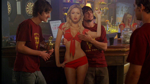 Pic: Julia Levy-Boeken in Road Trip: Beer Pong