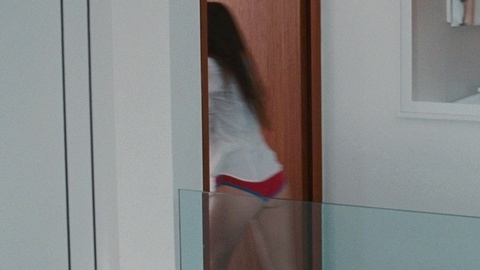 Pic: Nina Dobrev in Chloe (2010)