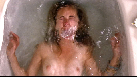 Pic: Juno Temple in Little Birds (2011)