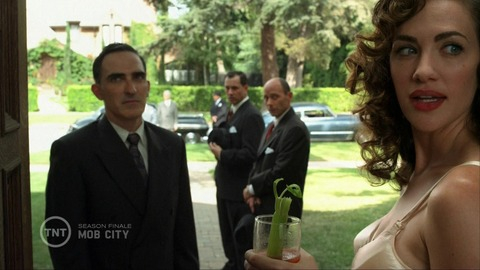 Pic: Kate Siegel in Mob City