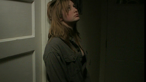 Pic: Shannon Collis in Smile Pretty