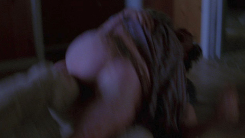 Pic: Leigh Feldpausch in Offspring