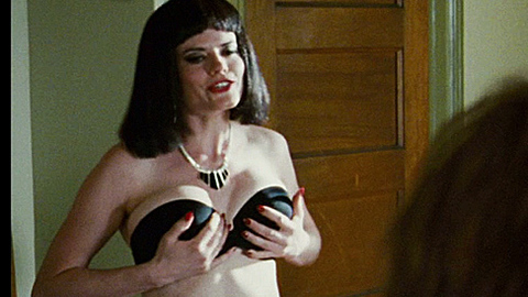 Pic: Christin Sawyer Davis in The Private Lives of Pippa Lee