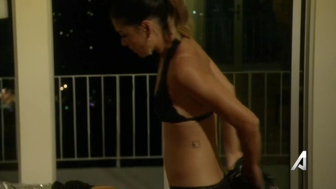 Pic: Jessica Szohr in Kingdom