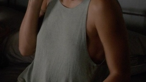 Pic: Jessica Szohr in Complications