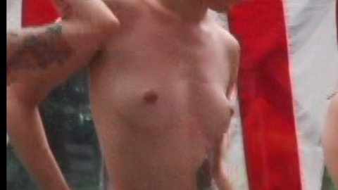 Pic: lizzieb brokenheart in Meat Weed America