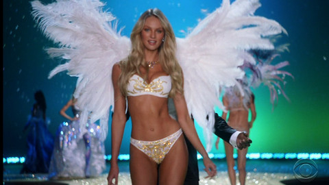 Pic: Candice Swanepoel in The Victoria's Secret Fashion Show 2010 (2010)