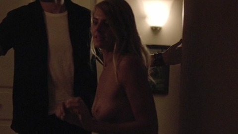 Pic: Eliza Coupe in Casual