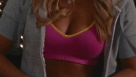 Pic: Nicky Whelan in Hall Pass