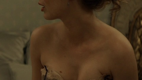 Pic: Louise Bourgoin in The Love Punch