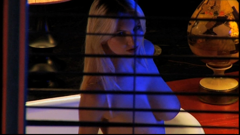 Pic: Amy Diggins in Body Language
