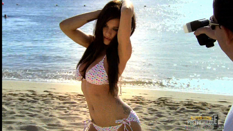 Pic: Tess Arlington in Pretty Wild