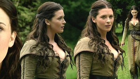 Pic: Bridget Regan in Legend of the Seeker