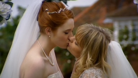 Pic: Karen Gillan in The Kevin Bishop Show