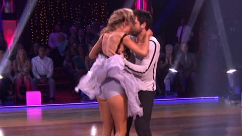Pic: Erin Andrews in Dancing with the Stars