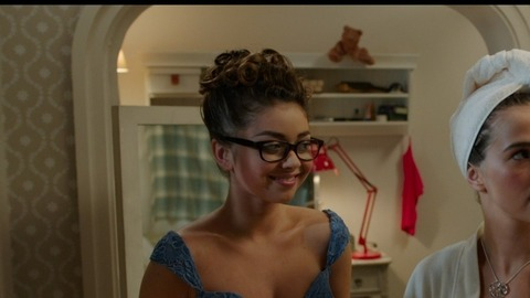 Pic: Sarah Hyland in Vampire Academy