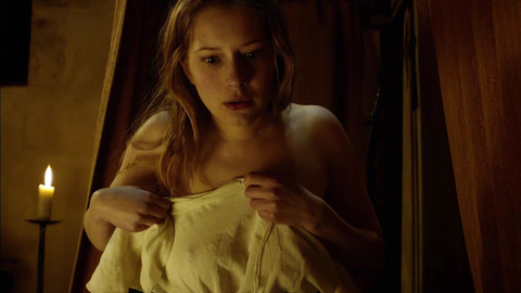 Pic: Ophélia Kolb in La commanderie