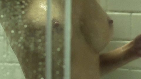 Pic: Christy Carlson Romano in Mirrors 2