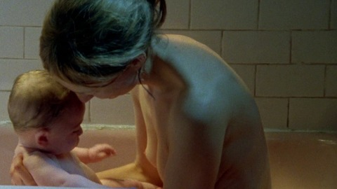 Pic: Alba Rohrwacher in Hungry Hearts