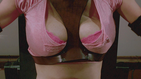 Pic: Anne Lee Greene in Saw 3D