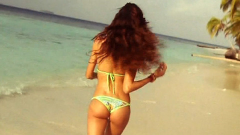 Pic: Izabel Goulart in Sports Illustrated: The Making of Swimsuit 2012