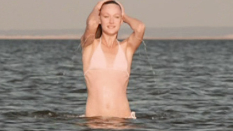 Pic: Kerry Bishé in Nice Guy Johnny