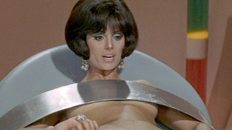 Pic: Daliah Lavi in Casino Royale