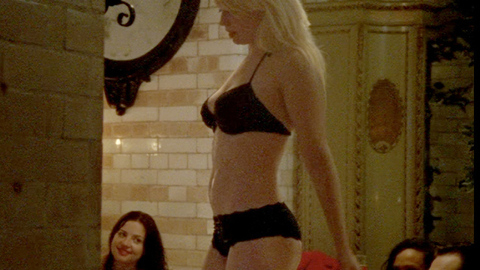 Pic: Raven Isis in Psychosis