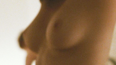 Pic: Elizabeth Olsen in Martha Marcy May Marlene