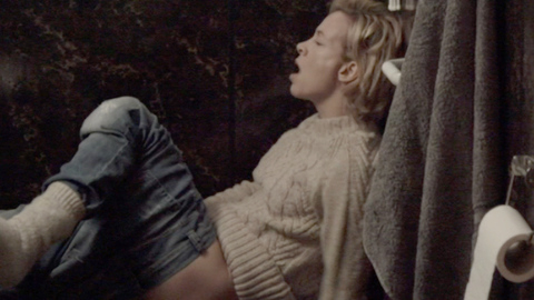 Pic: Maibritt Saerens in Happy, Happy