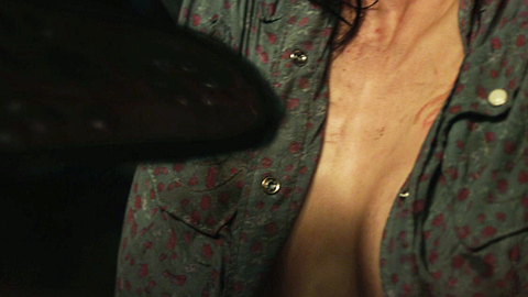 Pic: Alexandra Daddario in Texas Chainsaw 3D