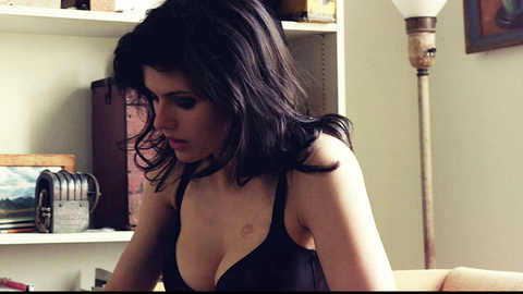 Pic: Alexandra Daddario in Texas Chainsaw 3D (2013)