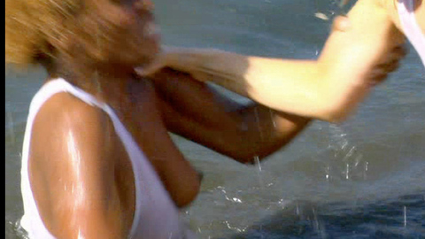 Pic: Thela Brown in Sugar Boxx