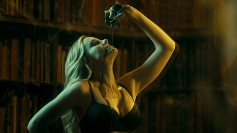 Pic: Carolina Bang in Witching & Bitching