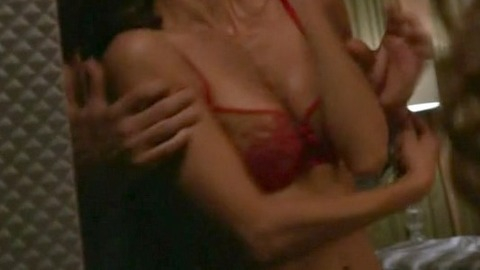 Pic: Necar Zadegan in Girlfriends' Guide to Divorce
