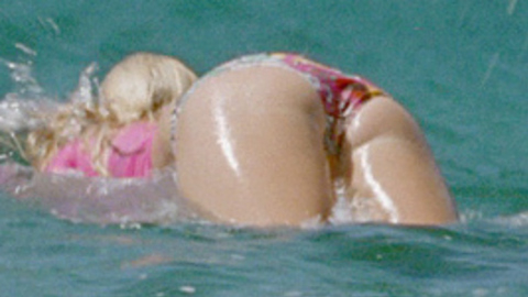 Pic: Lorraine Nicholson in Soul Surfer