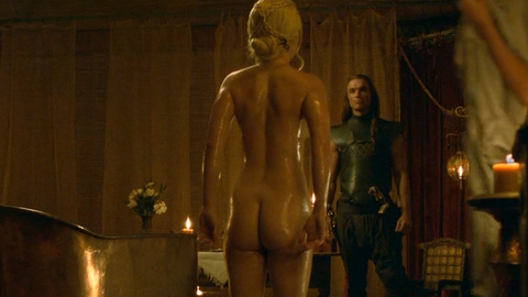 Pic: Emilia Clarke in Game of Thrones
