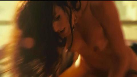 Pic: Lyne Renee in Strike Back