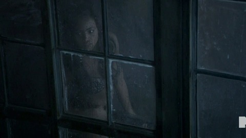 Pic: Meagan Tandy in Teen Wolf