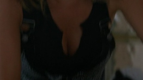 Pic: Serinda Swan in Graceland