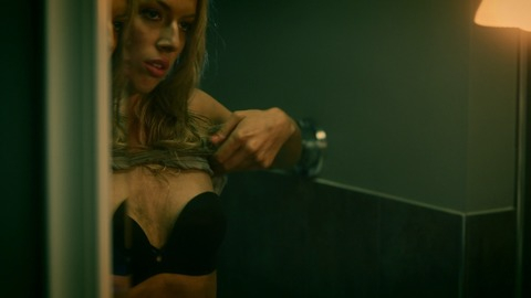 Pic: Laura Jacobs in Muck