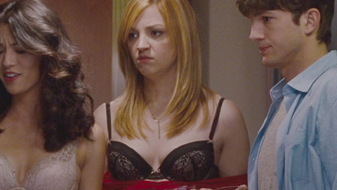 Pic: Abby Elliott in No Strings Attached (2011)