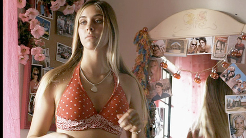 Pic: Brie Gabrielle in Forget Me Not