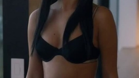 Pic: Selena Gomez in Hands To Myself