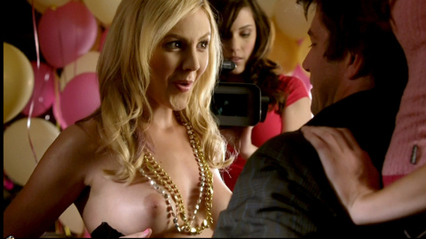 Pic: Madison Dylan in Femme Fatales (2011-2012)