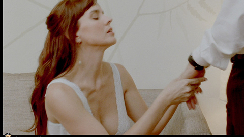Pic: Alejandra Barros in No eres tú, soy yo
