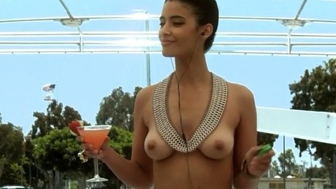 Pic: Jessica Clark in Chemistry