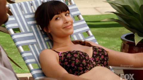 Pic: Hannah Simone in New Girl