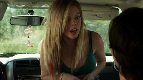 Pic: Dreama Walker in Date and Switch (2014)